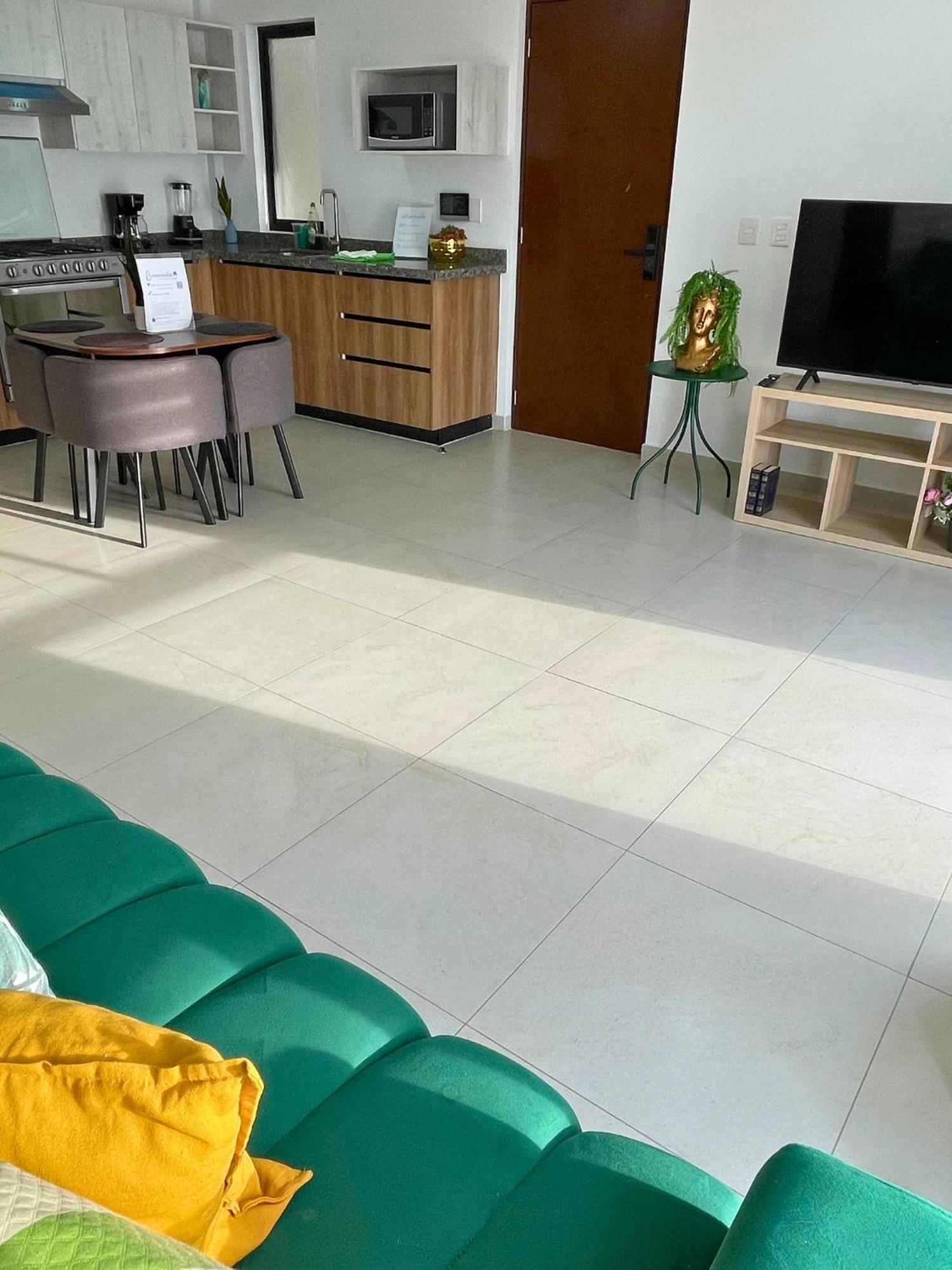 Апартаменти Depa Familiar Centrico Gdl Con Estacionamiento Гвадалахара Екстер'єр фото